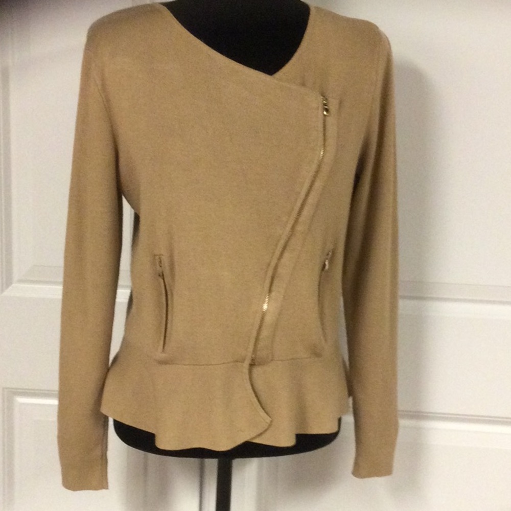 NY & C Camel sweater